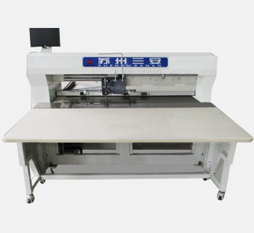 電腦自動(dòng)抬頭剪線服裝模板機(jī)